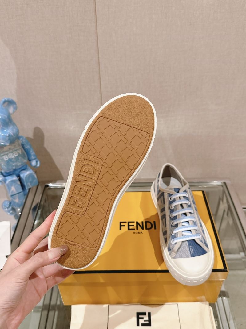 Fendi Low Shoes